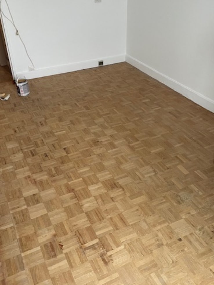 Ponçage parquet - Avant